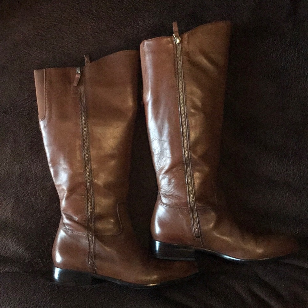 Leather riding boots